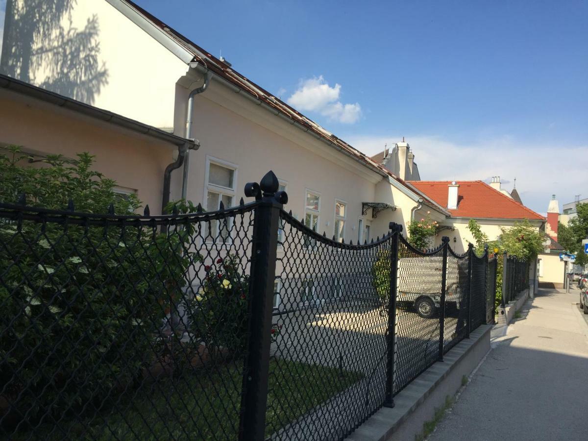 Terrasse Wohnungen Mit Parking In Zentrum Baden Exteriér fotografie